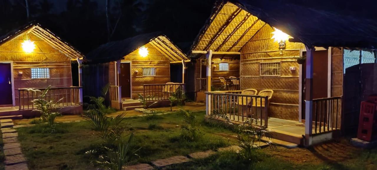 Island Vibes Hampi Guesthouse Εξωτερικό φωτογραφία