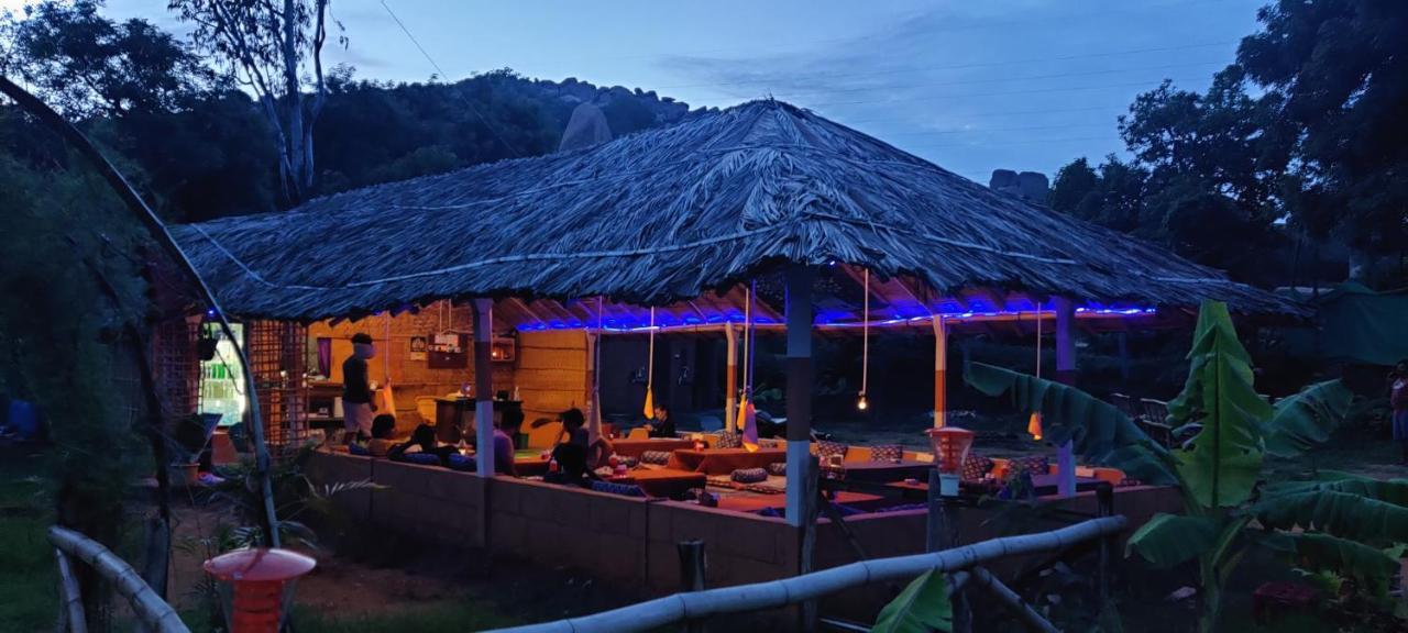 Island Vibes Hampi Guesthouse Εξωτερικό φωτογραφία